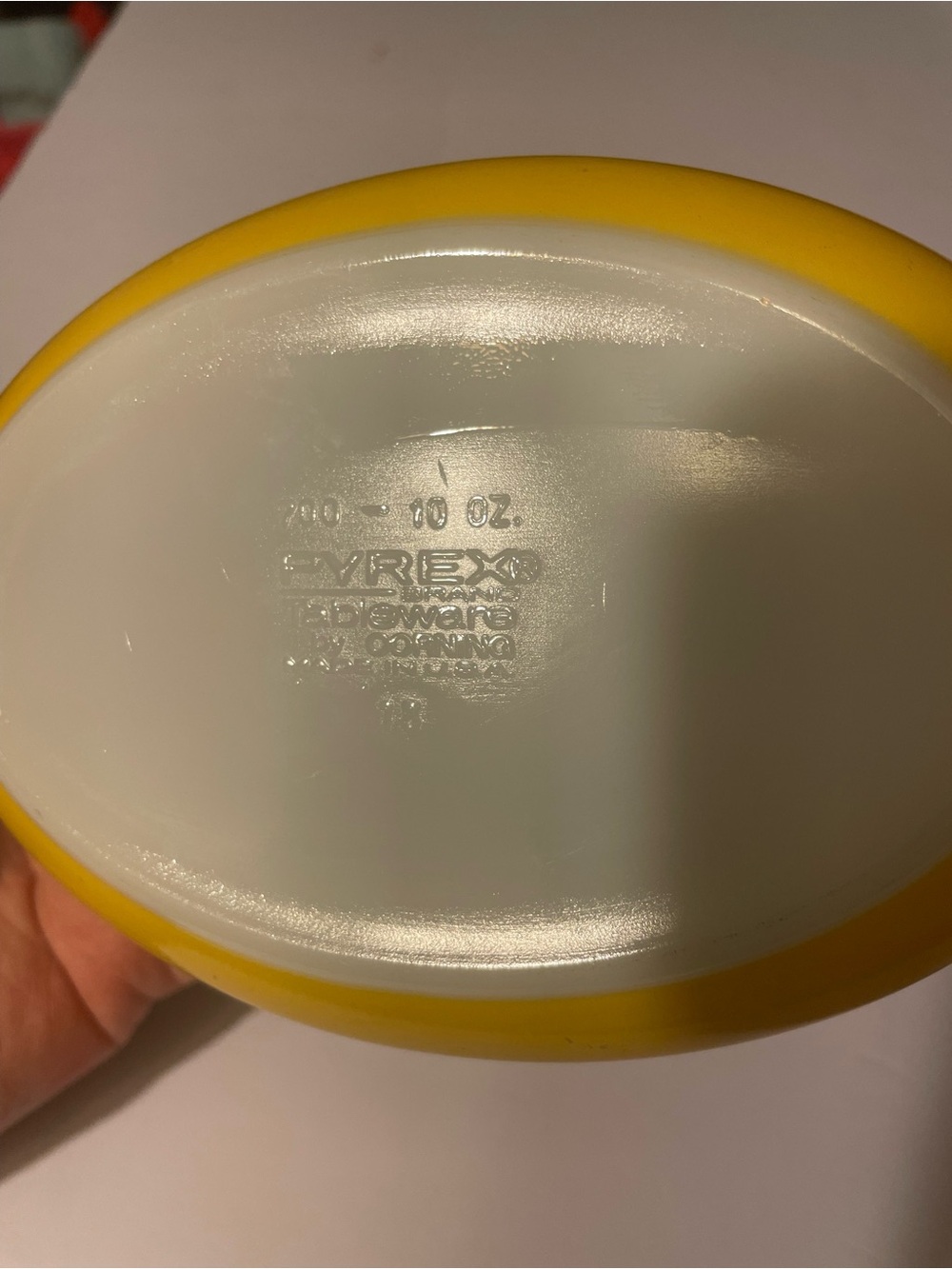 Vintage Pyrex Tableware by Corning #700 Yellow Au Gratin Dish Casserole Pixie - Picture 4 of 7